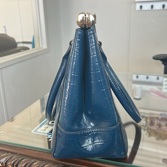 Kate Spade Navy Croc-Embossed Shoulder Bag and Dust BagNavy Blue Preowned - Picture 8 of 15